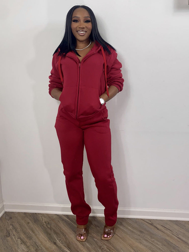 Women's sportswear with convenient zipper and elastic waistband Lune London
