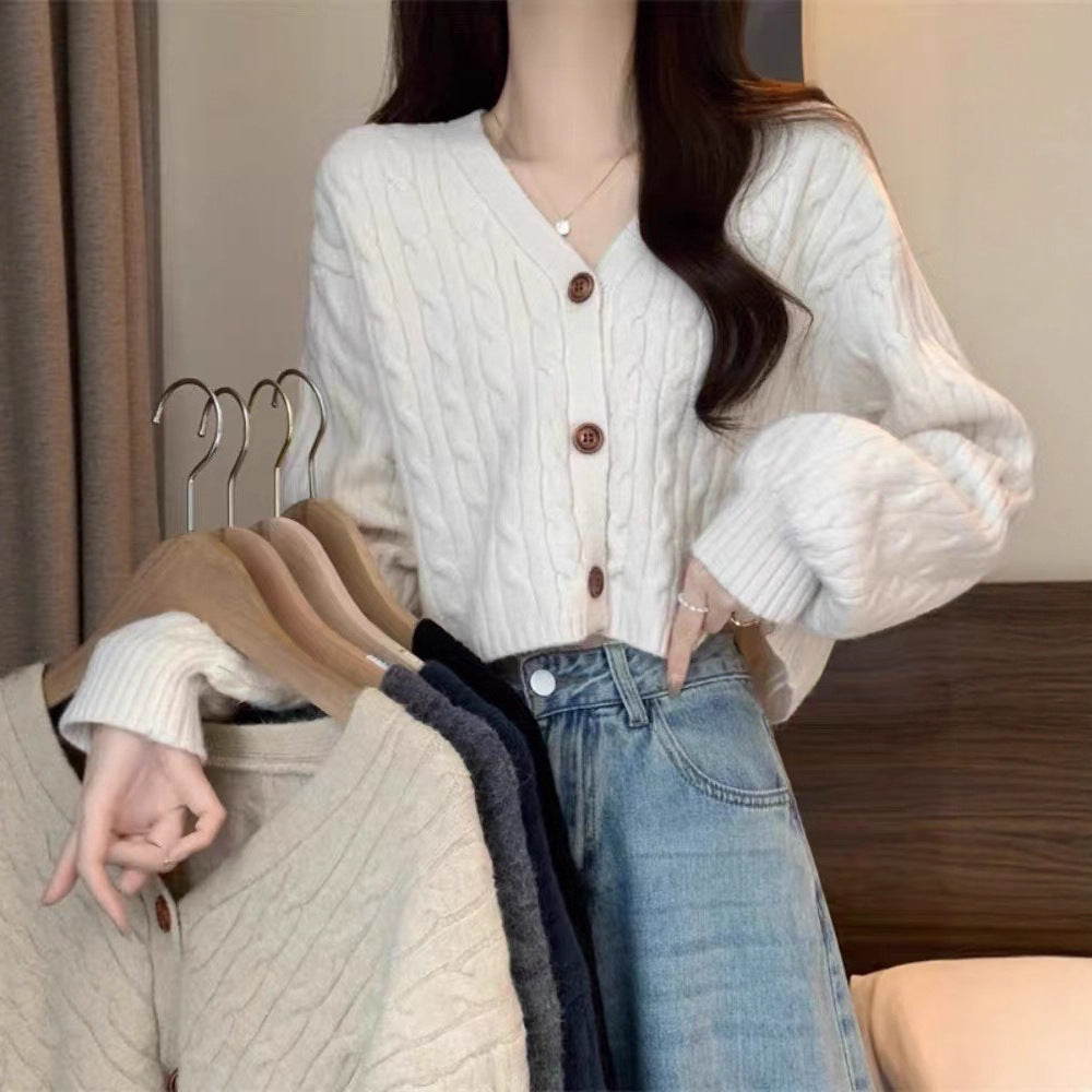 Women's cozy knit cardigan with V-neck and large buttons Lune London