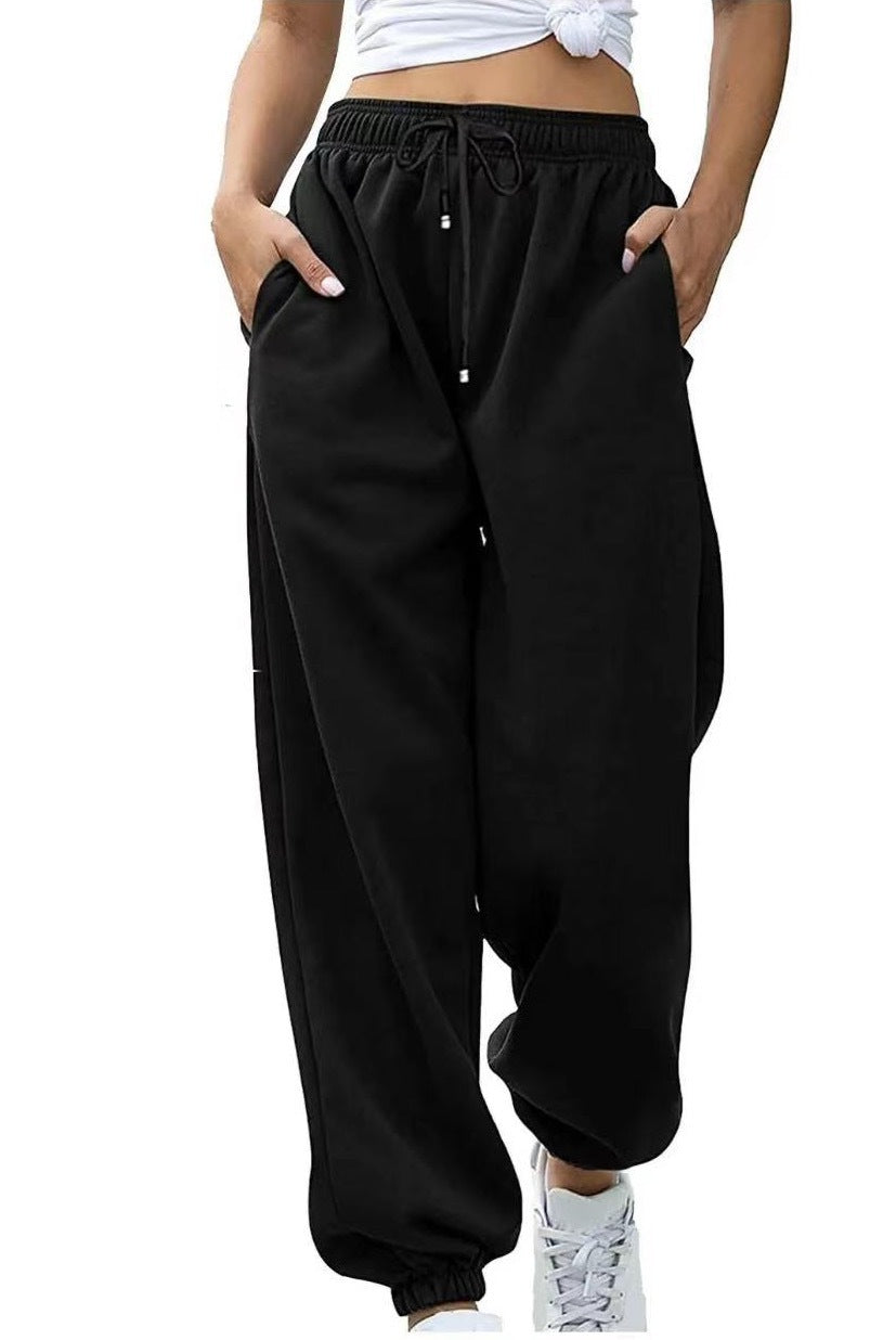 Comfortable and casual jogger pants for women with elastic waistband and drawstring Lune London