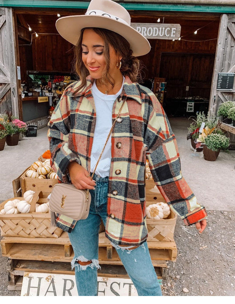 Casual checked flannel jacket for ladies with button details Lune London
