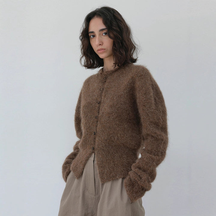 Veste en tricot élégante et chaude pour femmes avec patte de boutonnage Chic & Stil