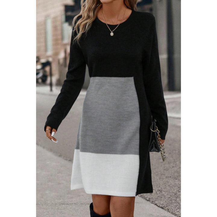 Knit dress for women with a modern design in color blocks Lune London