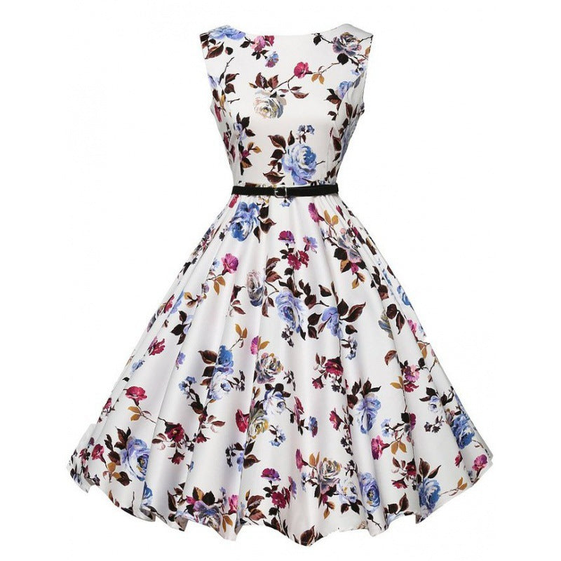 Robe swing pour femmes avec des motifs floraux et une jupe évasée Chic & Stil