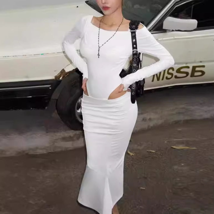 Ladies Elegant Long Sleeve Top with Asymmetrical Cut and Chic Fashionable Design