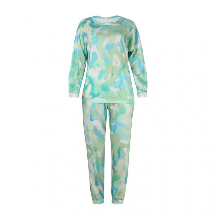 Women Comfortable Sweat Suit with Modern Batik Details Lune London
