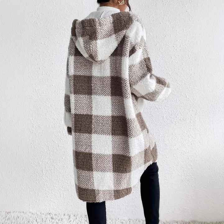 Plaid plush jacket for women in oversized style with button closure Lune London