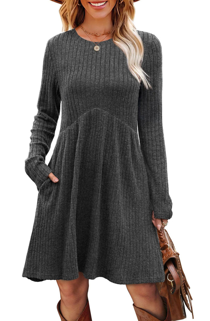 Casual maxi dress for women with ribbed design and pockets Lune London