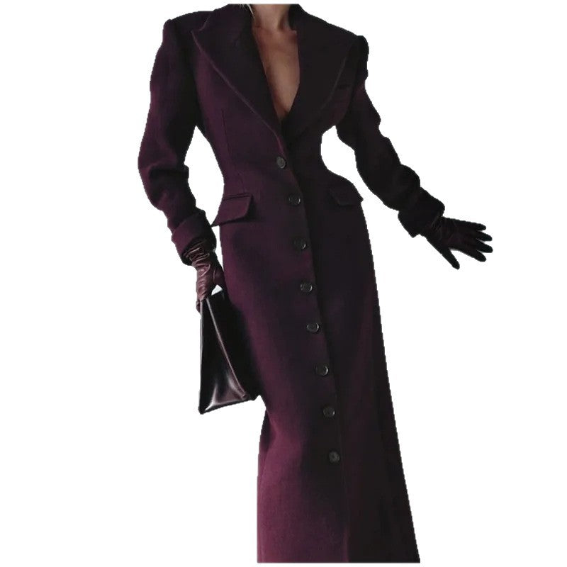 Wool coat for women with elegant cut and decorative button details Lune London