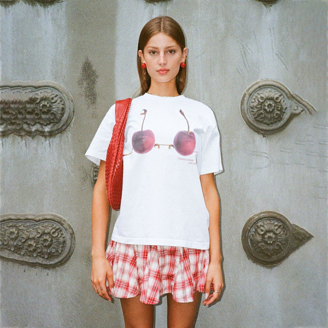 T-shirt for women with creative cherry pattern and casual cut Lune London