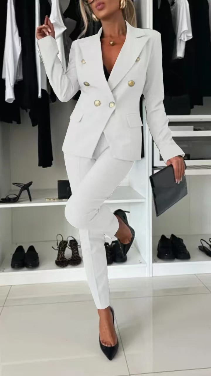 Ensemble de costume élégant pour femmes avec patte à double bouton et coupe ajustée Chic & Stil