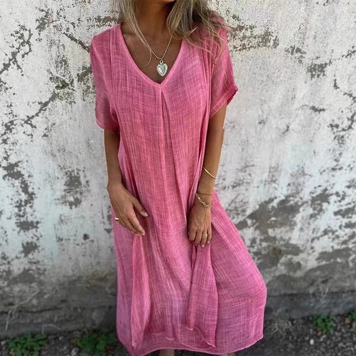 Casual maxi dress for women in lightweight fabric with V-neck and short sleeves Lune London
