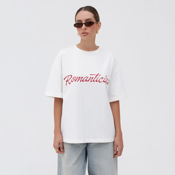 Women's oversized t-shirt with romantic inscription and comfortable cut Lune London