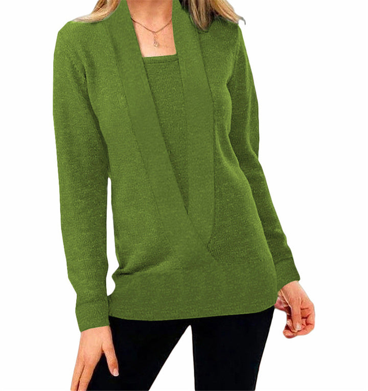 Elegant ladies knit top with deep V neckline and high-quality texture Lune London