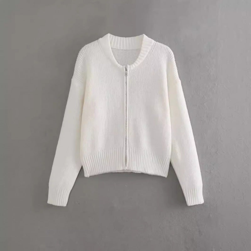 Cardigan moderne pour femmes avec des manches volumineuses et fermeture éclair Chic & Stil