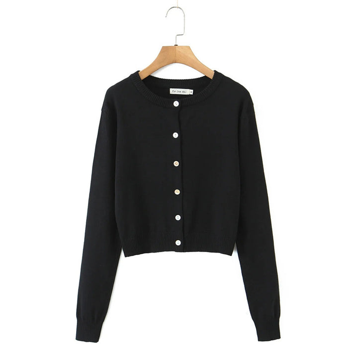 Ladies durable cardigan with button closure and round neckline Lune London