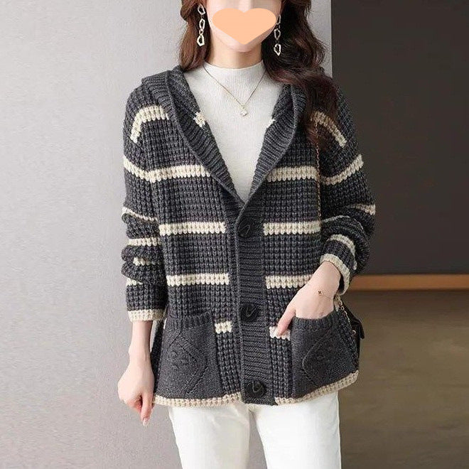 Ladies cozy knit coat with hood and large pockets Lune London