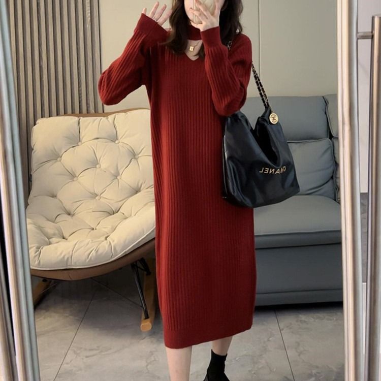 Robe tricotée pour femme avec décolleté en V profond et design en côtes élégant Chic & Stil