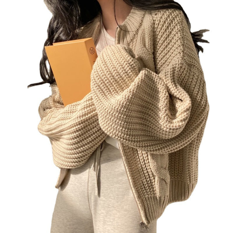 Cardigan confortable pour femme avec des manches volumineuses et un design moderne Chic & Stil