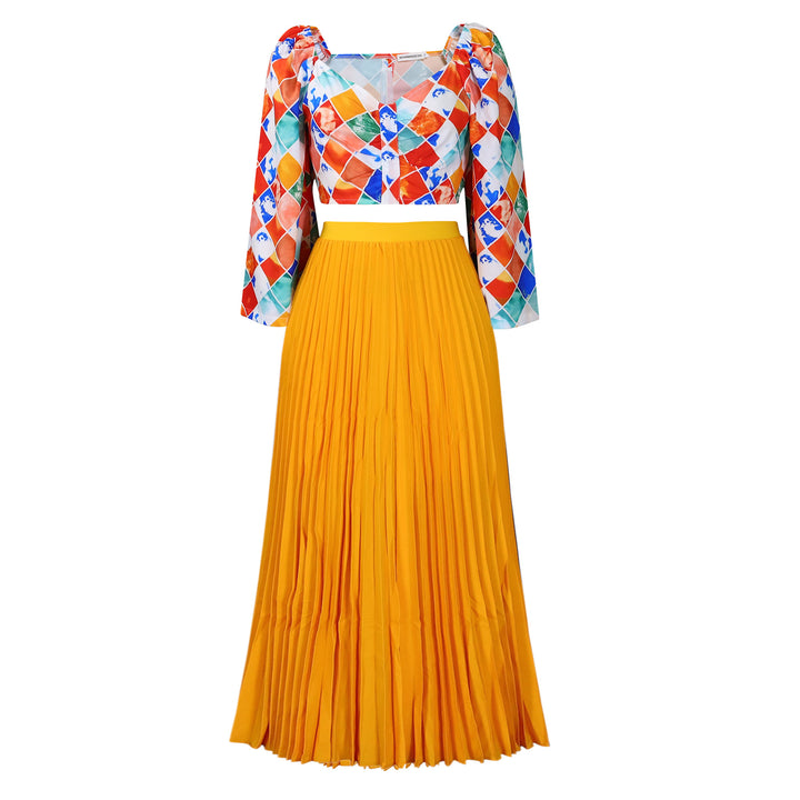 Pleated combined dress for ladies with a colorful top and a flared skirt Lune London