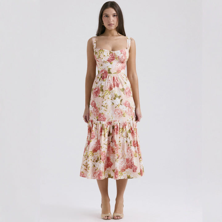 Floral patterned maxi dress for women with fitted bodice and flared skirt Chic & Stil