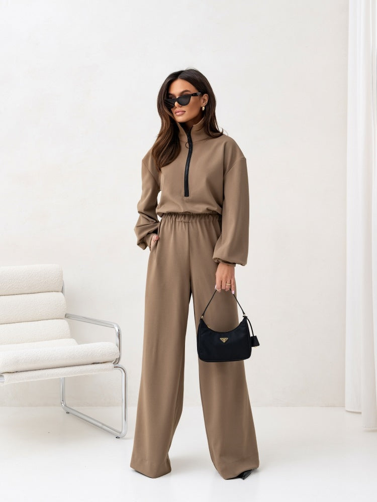 Women elegant jumpsuit with high collar and zipper Chic & Stil