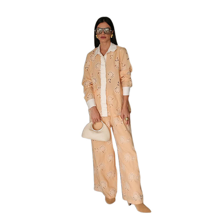 Ladies two-piece with decorative crochet patterns and a wide cut Lune London