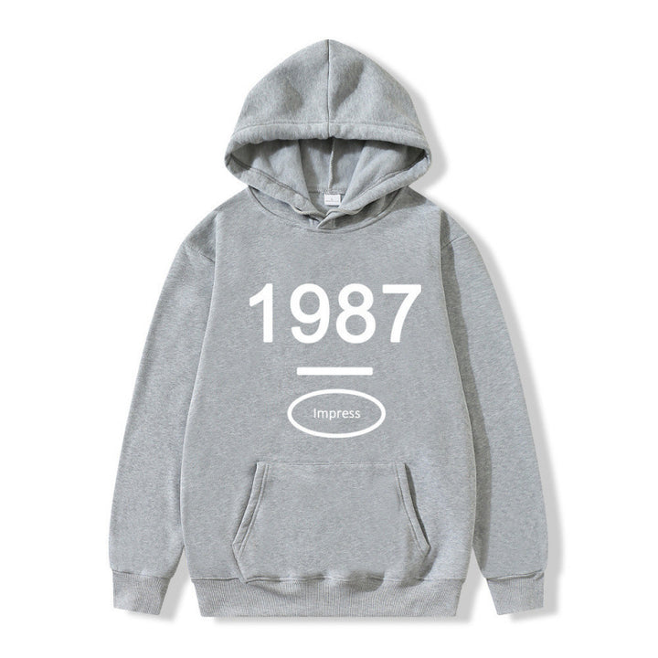 Women's hooded sweatshirt with practical kangaroo pocket design Lune London