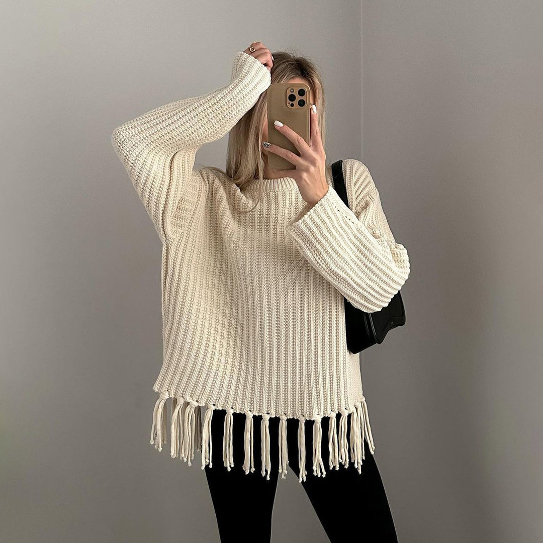 Ladies fashionable knit sweater with fringes Lune London