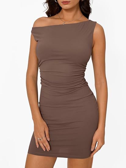 Fitted dress for women with asymmetric neckline and ruching Lune London