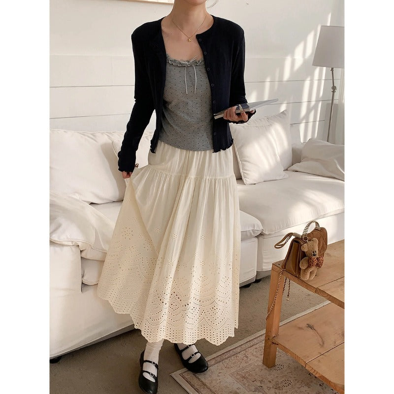 Women's elegant cardigan with fine button details Chic & Stil