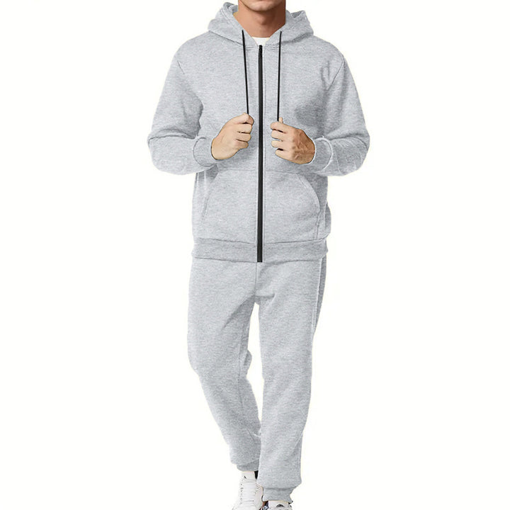 Men's sporty leisure suit with practical pockets and zipper Lune London