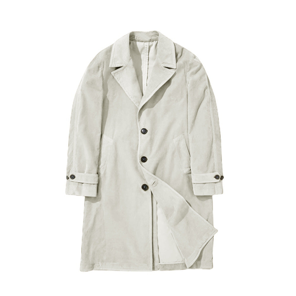 Elegant trench coat for men in high-quality fabric with practical pockets Lune London