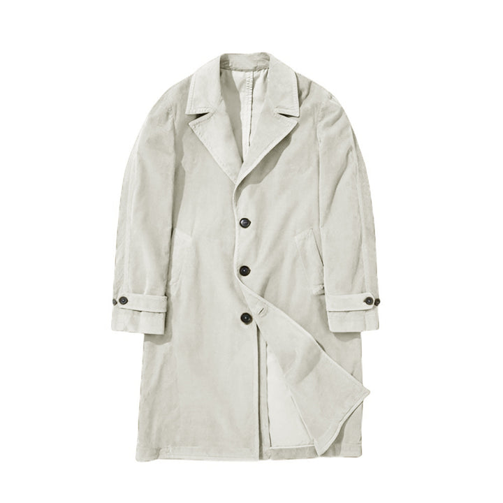 Elegant trench coat for men in high-quality fabric with practical pockets Lune London