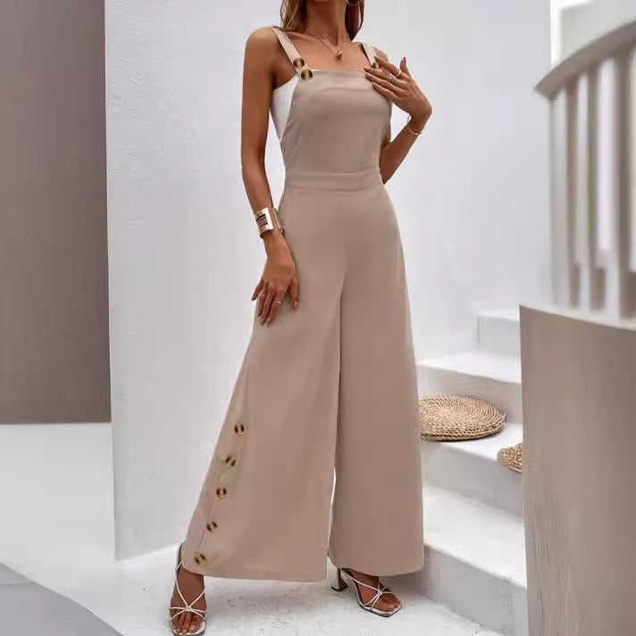 Trendy women's jumpsuit with elegant button details and wide legs Lune London