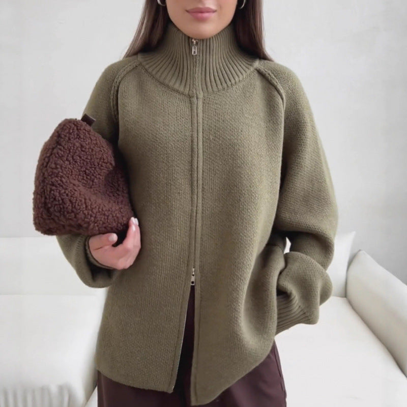 Cardigan pour femmes avec col monté et fermeture éclair Chic & Stil