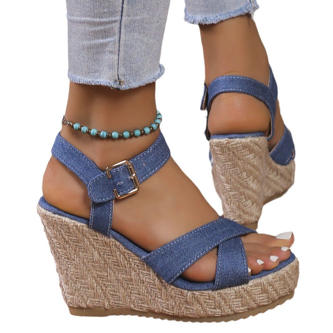 Trendy espadrilles for women with adjustable strap Lune London