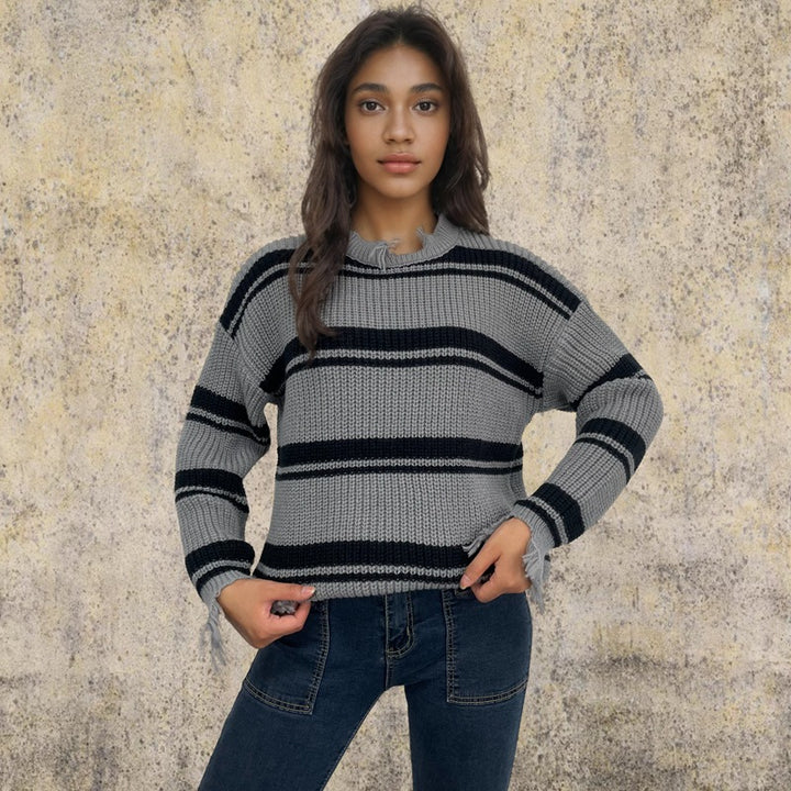 Pull en maille surdimensionné pour femme avec un motif à rayures tendance et des détails à franges Chic & Stil