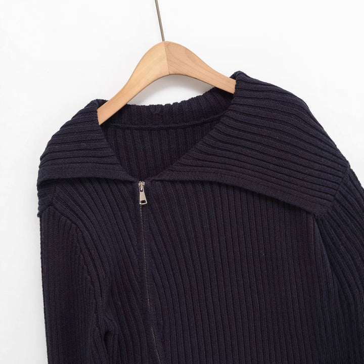 Ribbed knit jacket for women with large collar and asymmetric zipper Lune London