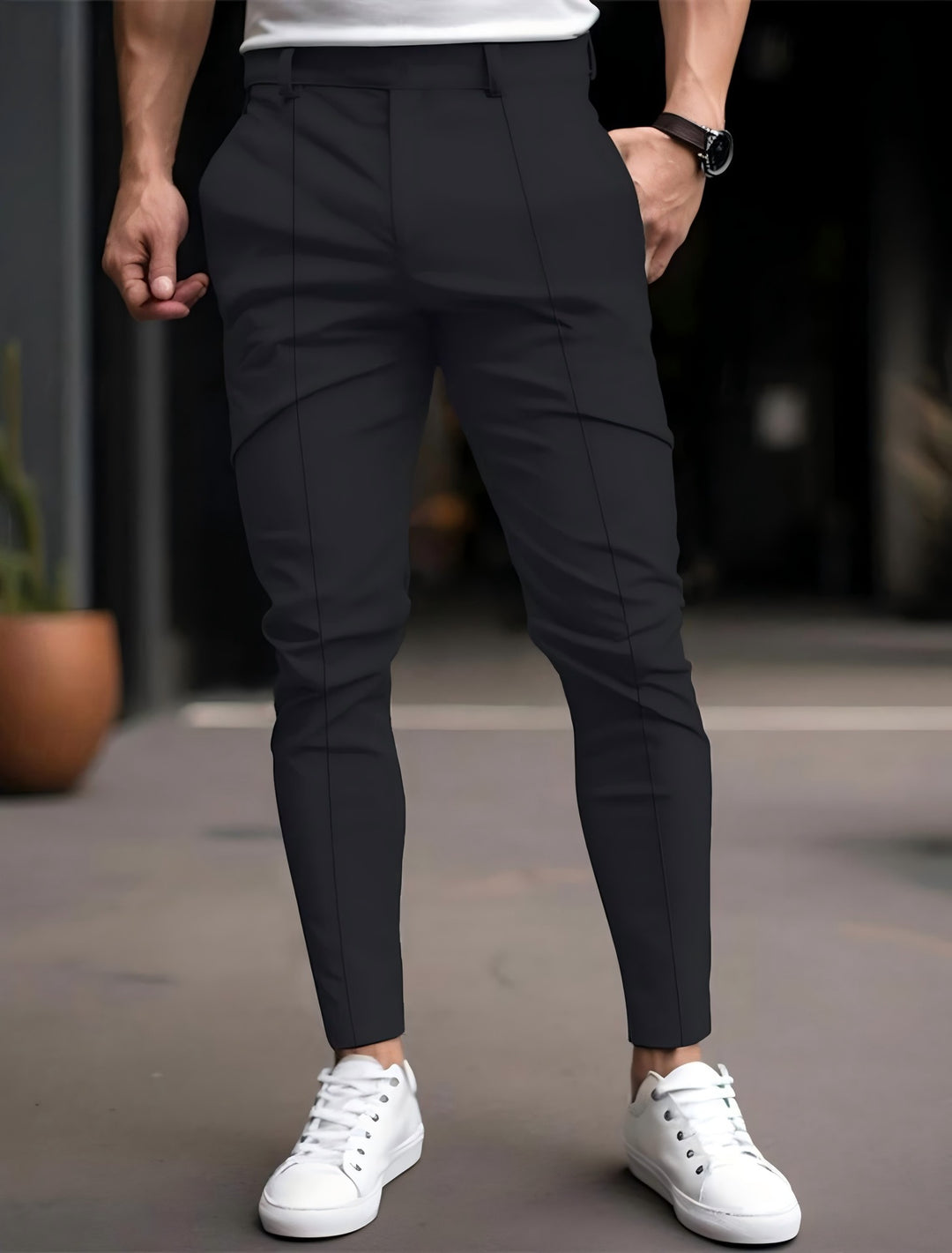 Pantalon chino slim-fit à la mode pour hommes avec taille élastique et poches polyvalentes Lune London