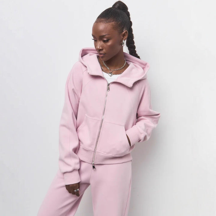 Relaxed fleece jogging set for women with high collar and full zip closure Lune London