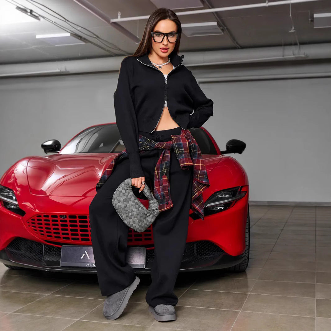 Women's sporty knit lounge set with full zip and elastic waistband Lune London
