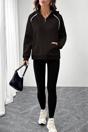 Pull à capuche de sport pour femmes avec cordon Chic & Stil