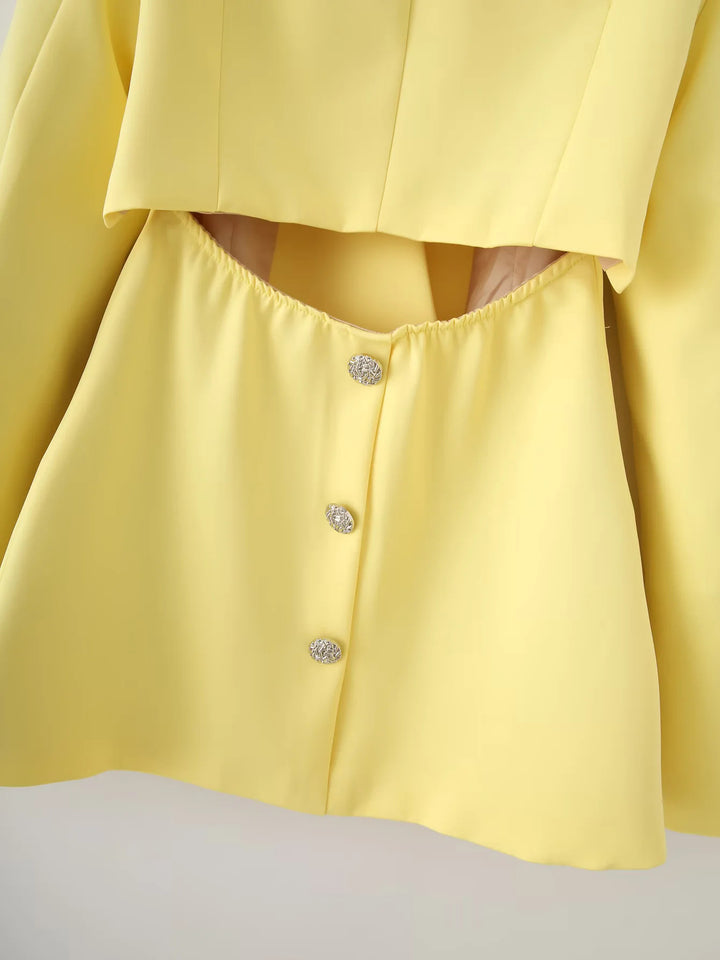 Structured blazer for women with elegant cuffed sleeves and a decorative closure Lune London