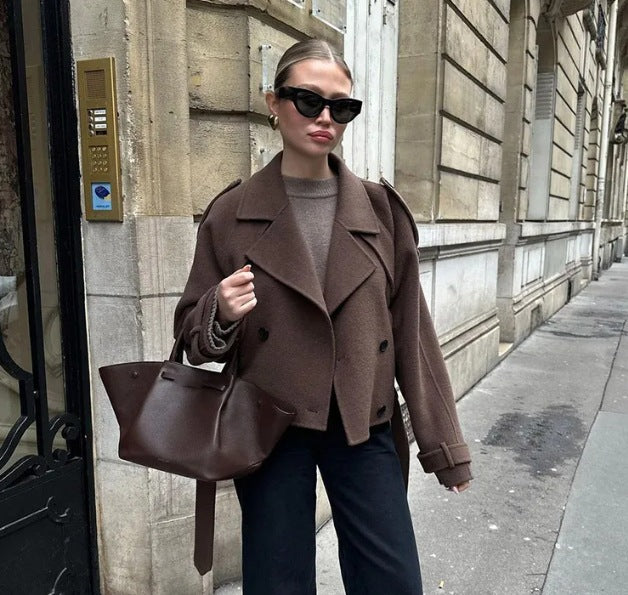 Manteau trench long élégant pour femmes avec col structuré debout Chic & Stil
