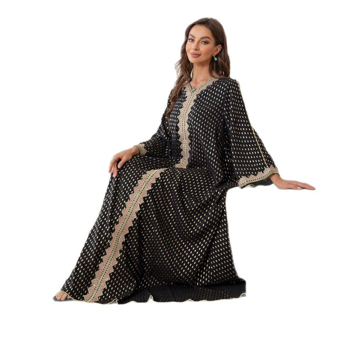 Robe maxi femme au style kaftan élégant avec des embellissements délicats Chic & Stil