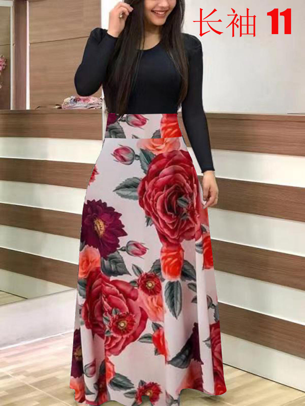 Women's Elegant Maxi Dress with Graphic Print and Flexible Waist Lune London