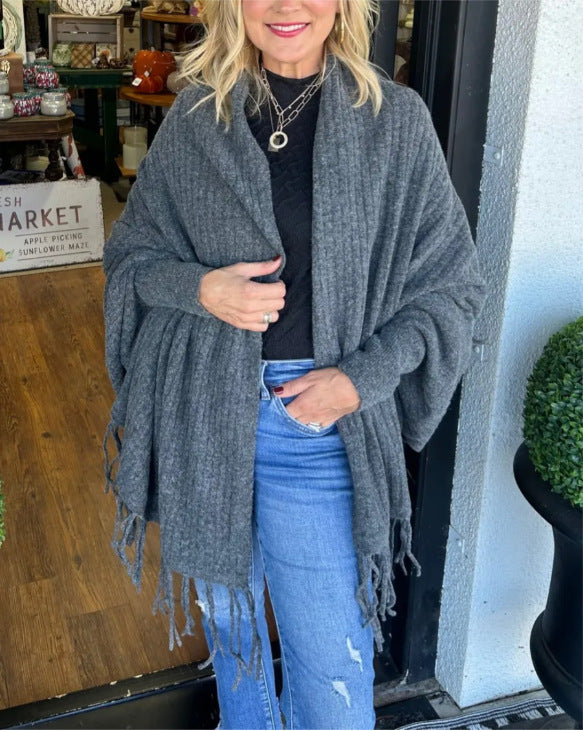 Ladies versatile poncho with fringes Lune London