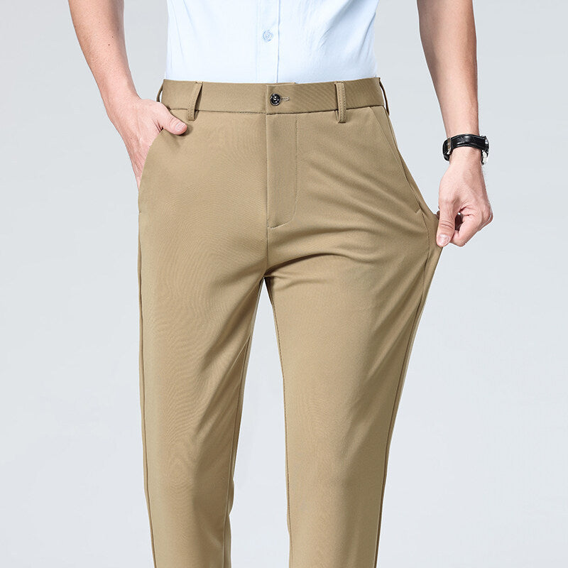 Lune London Elegant office pants for men with an elastic waistband and breathable material