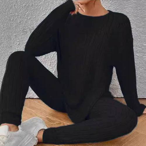 Women Casual Knit Set with Ribbed Structure and Loose Fit Lune London