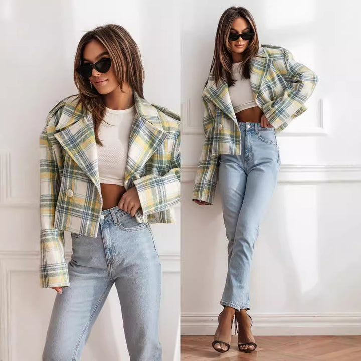Plaid jacket for women with a modern cut Lune London